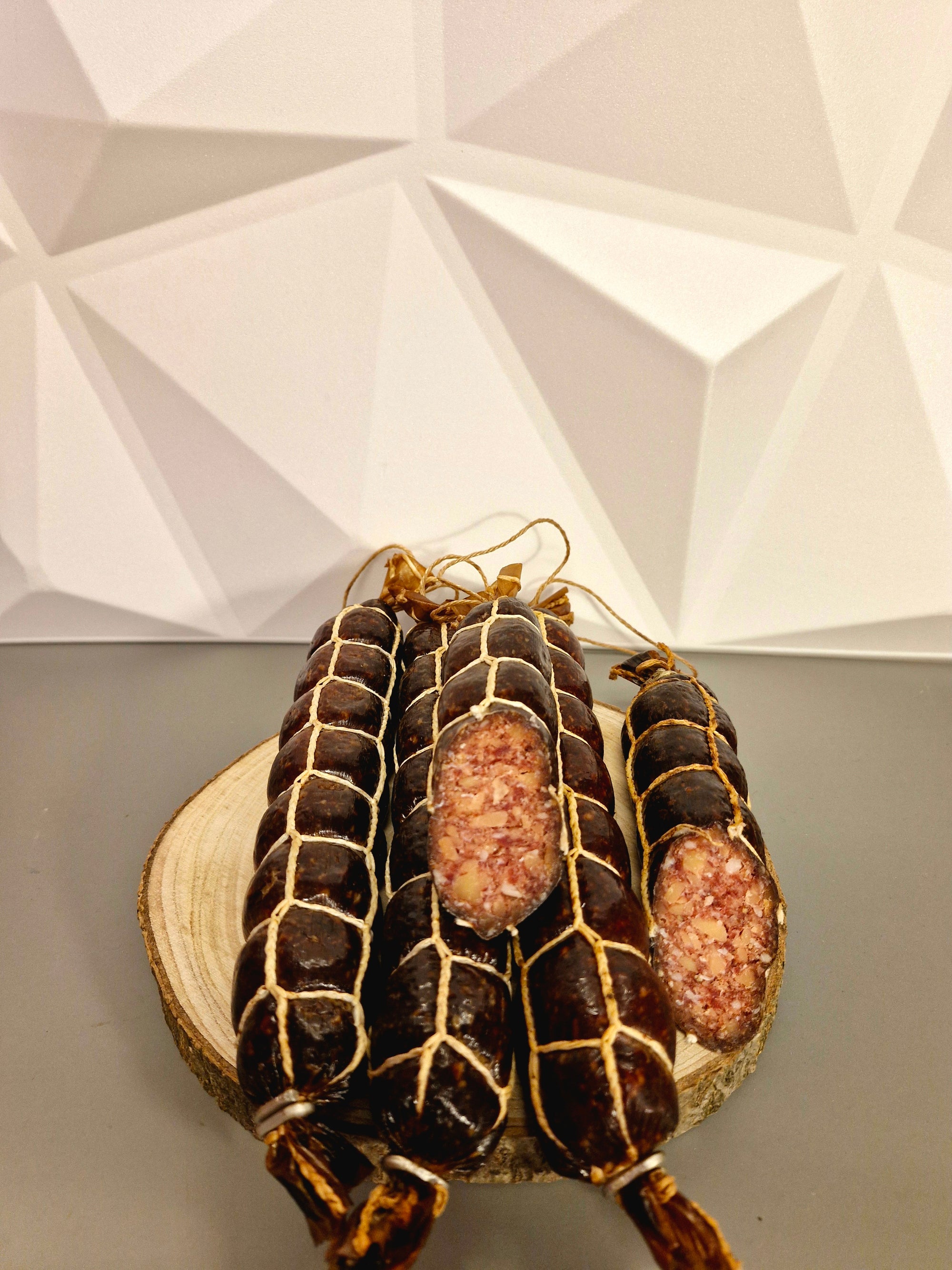 Wildschweinsalami mit Parmesan